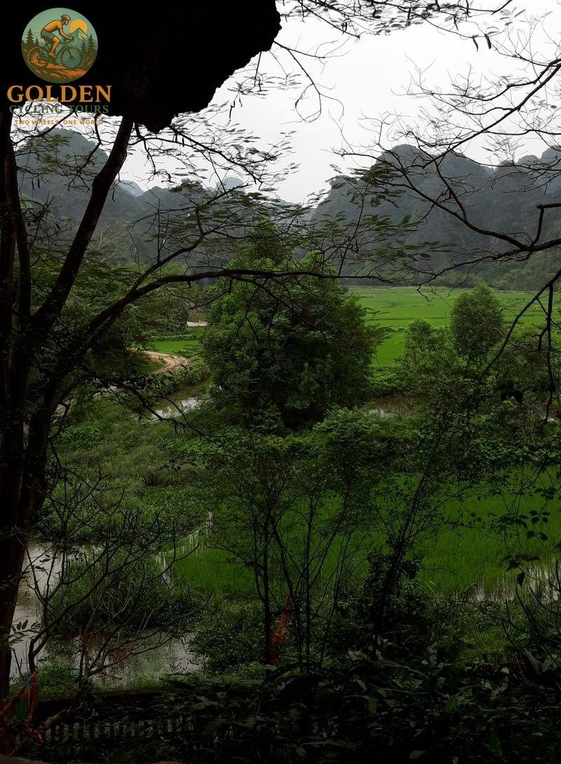 15 Days Hanoi to Hue Coastal Cycling Tour